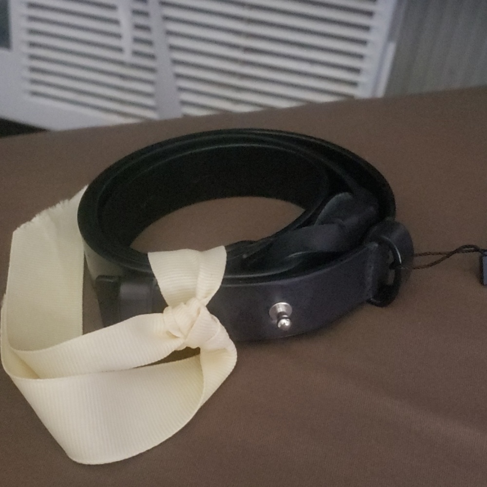 Broadway belt